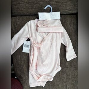 Shabby Chic Pink Baby girl 2 piece set with hat. Size 9-12 months